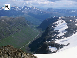Looking south east down Stølsmaradals ridge from the south top, 1993m