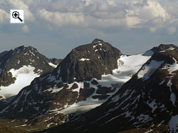 Mesmogtind in the middle flanked by Kvitskardtind and Langedalstind seen from the north
