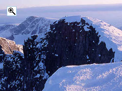 Snøhetta Midttop and Hettpiggen as seen from the summit